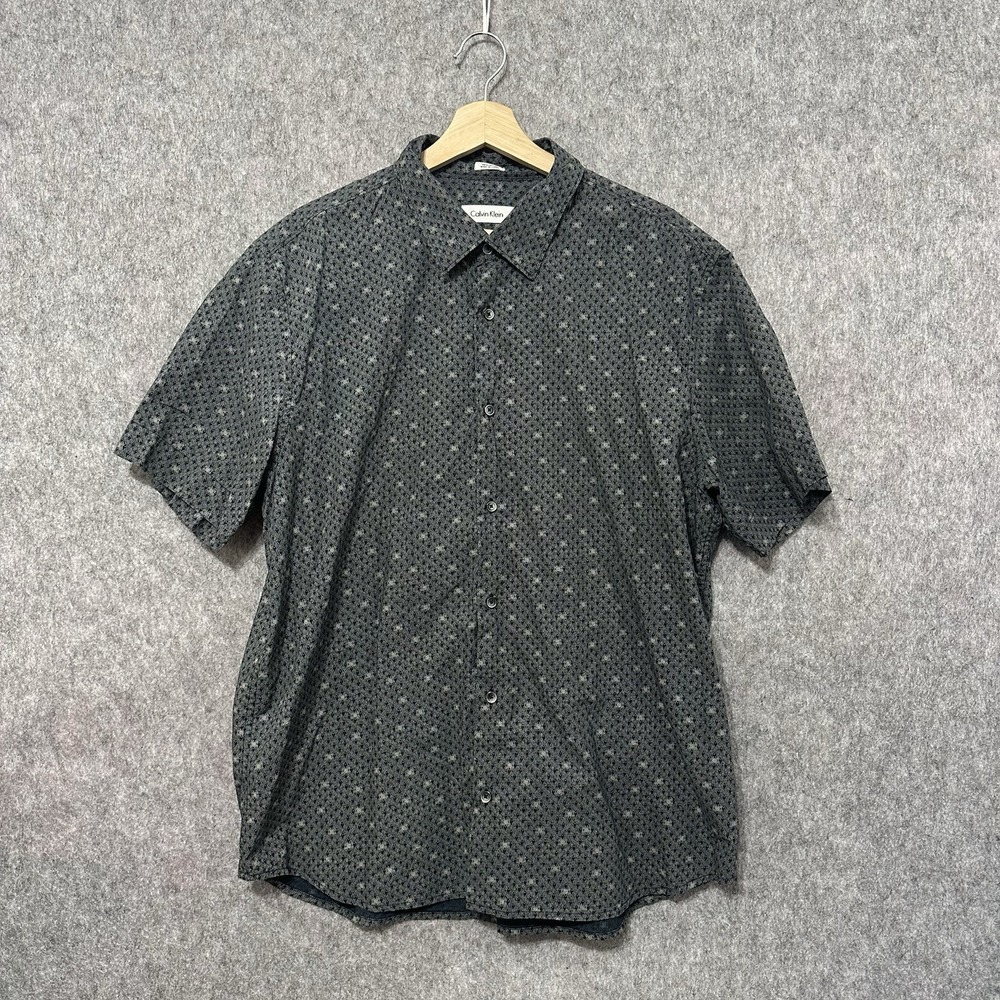 Calvin Klein Men's Short Sleeve Button Up Shirt Black Geometric XL‎ Modern Fit